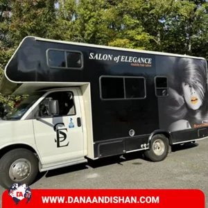 سالن‌های سیار آرایشگری در عمان؛ ترند جدید و آینده‌دار